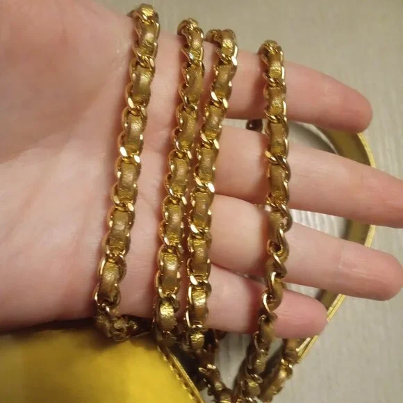 Chanel Gold Patent Leather Interlocking CC Crossbody - Picture 12 of 17